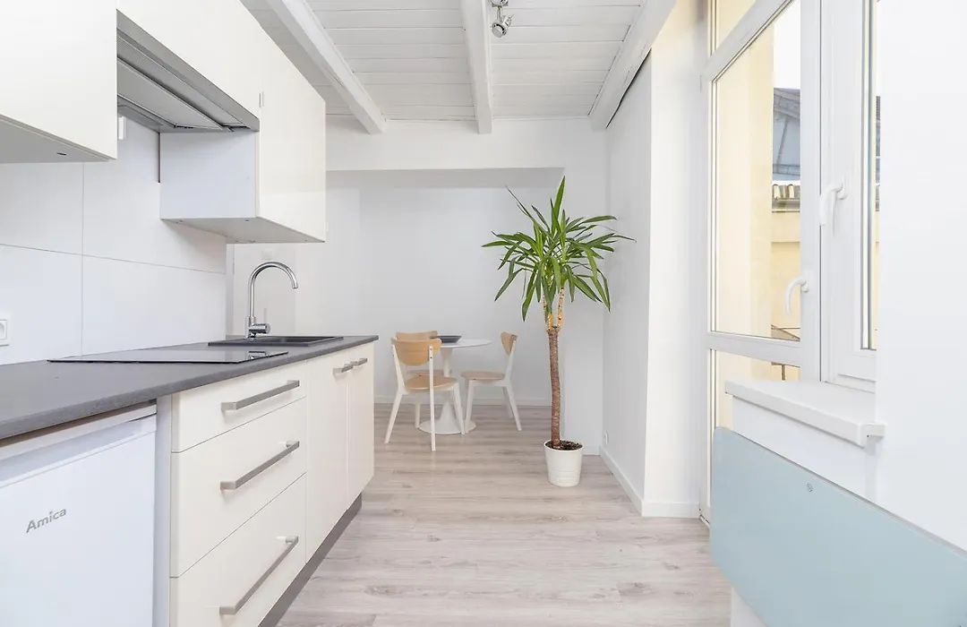 Silk Cloud Stay - 1Br & Balcony - Old Town-1